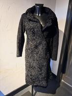 Zwarte Astrakan recent  gecentreerde mantel, Zwart, Zo goed als nieuw, Ophalen, ANDERE