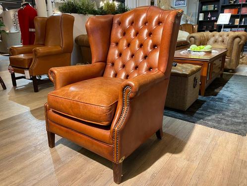 Engelse Chesterfield fauteuil Cognac leer Bendic zetel, Antiek en Kunst, Antiek | Meubels | Stoelen en Sofa's, Ophalen of Verzenden