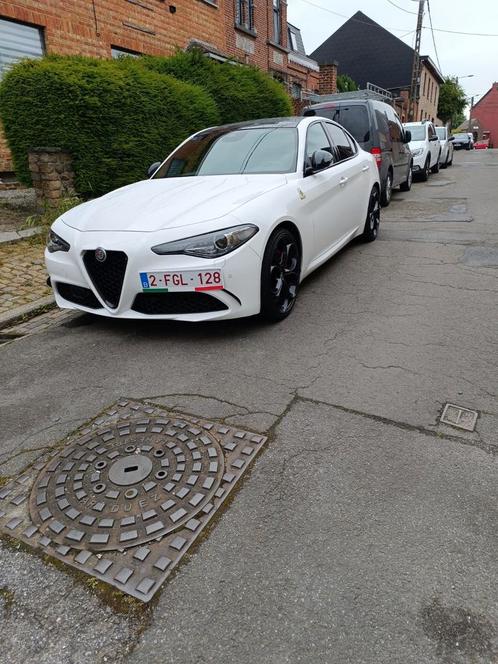 90000, Autos, Alfa Romeo, Particulier, Giulia, Toit ouvrant, Volant chauffant, Diesel, Noir, Noir, Cuir, Enlèvement