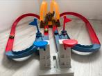 Hot Wheels Mario Kart Bowser's Castle Chaos Track Set, Ophalen, Zo goed als nieuw, Racebaan, Hot Wheels