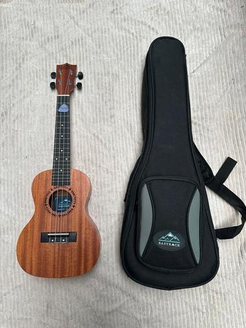Eastrack Ukulele + Draagtas – Uitstekende Staat beschikbaar voor biedingen