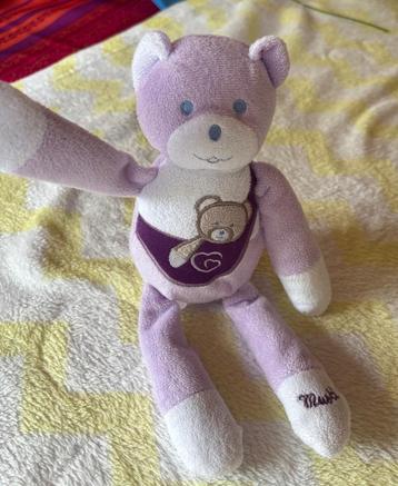 Adoptez Musti, le doudou expert en câlins beschikbaar voor biedingen