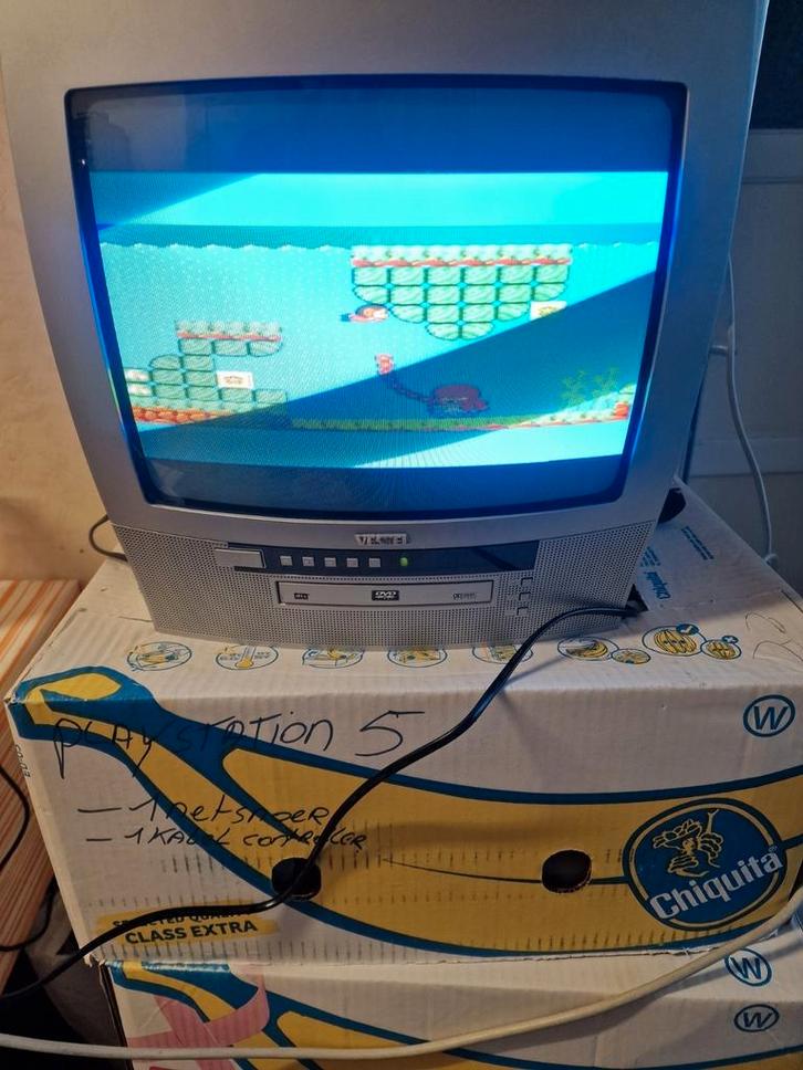 Télévision Vestel 1423 DVD – Écran 55 cm – TV fonctionnelle, Computers en Software, Navigatiesoftware, Zo goed als nieuw, Ophalen of Verzenden