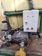 Getrokken spuittoestel 2500 liter, Ophalen