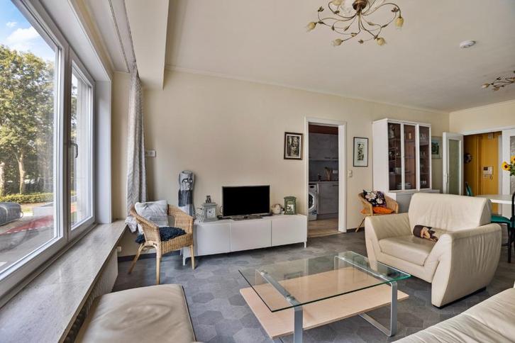 Beige lederen salon, Huis en Inrichting, Zetels | Zetels, Gebruikt, Rechte bank, Leer, Ophalen