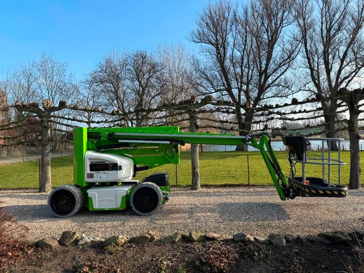 Niftylift HR 15 N D E Knikarm Hoogwerker (bj 2017), Articles professionnels, Machines & Construction | Ascenseurs, Échafaudages & Échelles