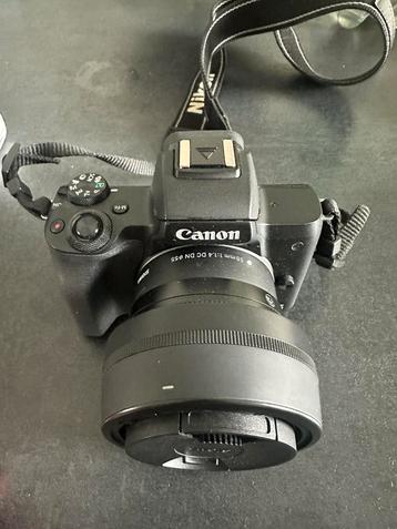 Canon M50 mark II beschikbaar voor biedingen