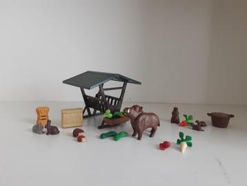 PLaymobil bosdieren en voederplaats beschikbaar voor biedingen