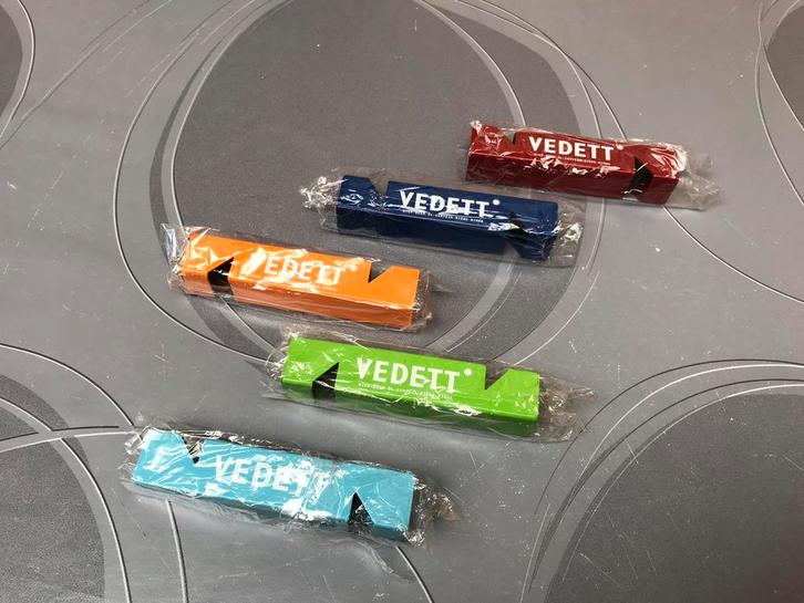 Bouchons Vedett, 5 pièces pour 18€, Collections, Marques de bière, Neuf, Ouvre-bouteille, Enlèvement ou Envoi