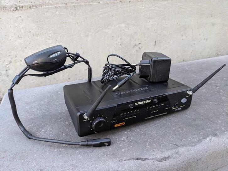Samson microfoon, draadloos, zender in de koptelefoon (Fitne, Muziek en Instrumenten, Microfoons, Zo goed als nieuw, Draadloos