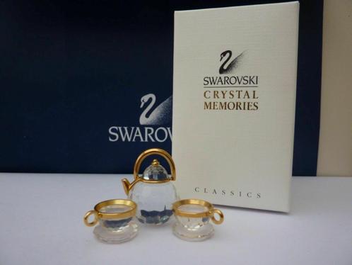 Swarovski : memories - theepot met twee kopjes., Verzamelen, Swarovski, Figuurtje, Ophalen