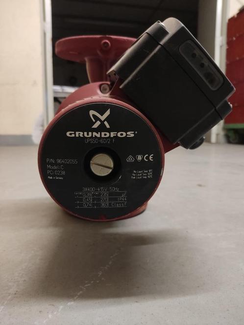 Pompe de circulation Grundfos, Bricolage & Construction, Chauffage & Radiateurs, Comme neuf, Autres types, 200 à 500 watts, 30 à 80 cm