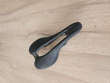 Selle Italia SLR Boost Superflow carbon S3 135mm beschikbaar voor biedingen