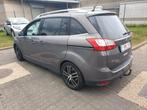 Ford grand C Max 7zit van 2015, Auto's, Voorwielaandrijving, Euro 5, Zwart, 4 cilinders