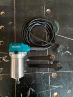 Makita RT0700C, Ophalen, Zo goed als nieuw