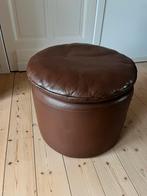 Pouf robuste en cuir marron, Autres matériaux, Enlèvement ou Envoi, Rond, Utilisé