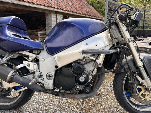 GSXR 750 96-99 pour pieces, Motoren, Motoren | Suzuki, Particulier, Sport, meer dan 35 kW, Ophalen