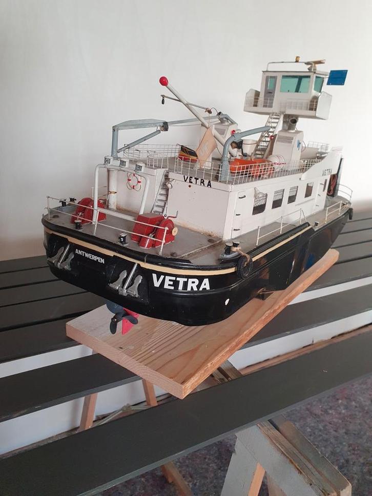 Duwboot Vetra, Hobby en Vrije tijd, Modelbouw | Boten en Schepen, Gebruikt, 1:32 tot 1:50, Overige merken, Ophalen