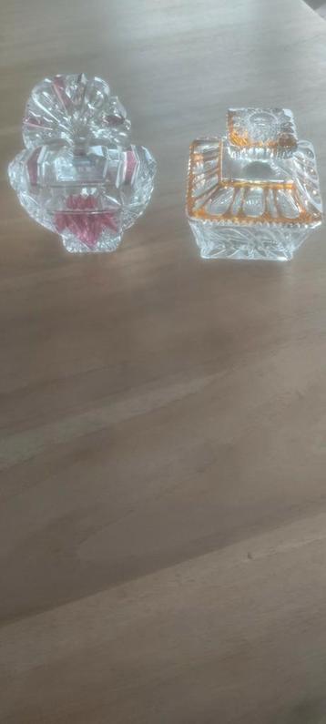 Lot van 2 badkamer setjes beschikbaar voor biedingen