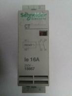 Relais contactor 220V 16A Schiender 15957, Ophalen of Verzenden, Gebruikt, Schakelaar