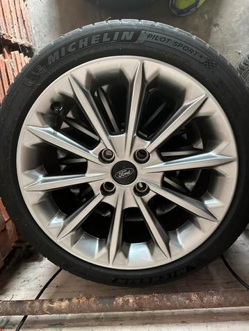 Ford Fiesta 2018 Vignale originele velgen set zomerbanden beschikbaar voor biedingen