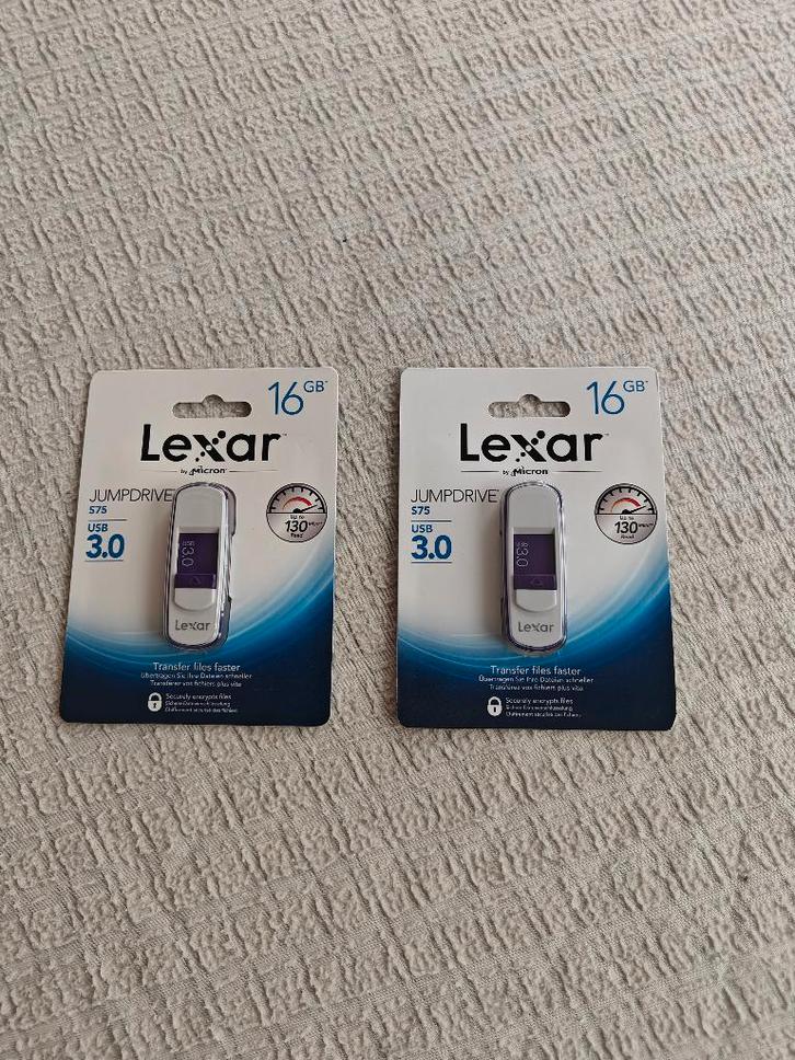 2X USB-Stick - Lexar - 16 GB, Informatique & Logiciels, Clés USB, Neuf, 16 GB, Enlèvement ou Envoi