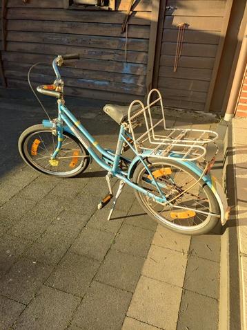 Retrofiets 6-10 jaar beschikbaar voor biedingen