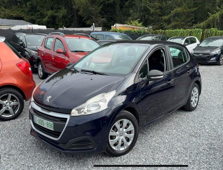 PEUGEOT 208 1.2i essence Euro 6, Auto's, Peugeot, Bedrijf, ABS, Benzine, Euro 6, Ophalen