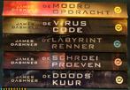 De Labyrint Renner - James Dashner - Querido - 5x - Sc, Ophalen of Verzenden, Gelezen