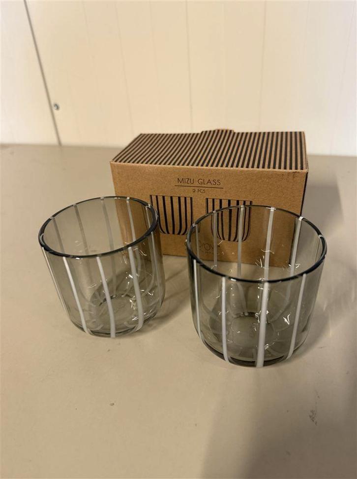Glas set - OYOY Mizu Stripe Glasses, Verzamelen, Glas en Drinkglazen, Nieuw, Ophalen of Verzenden
