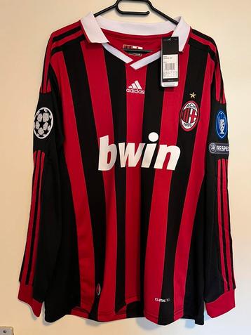Voetbalshirt Ronaldinho AC Milan 2010 beschikbaar voor biedingen
