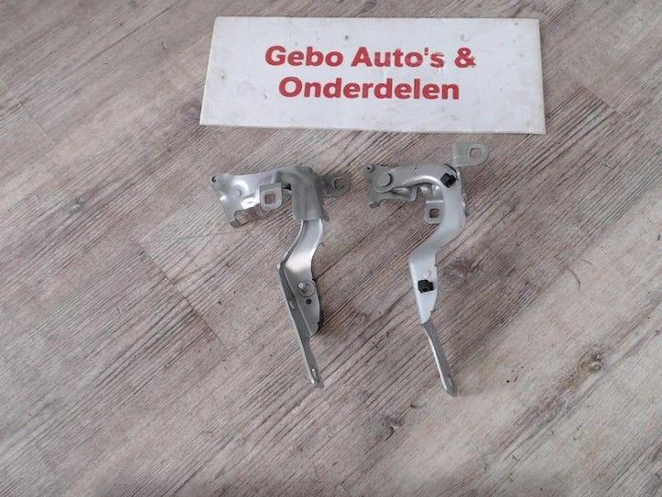 MOTORKAPSCHARNIER Renault Captur (2R) (01-2013/-), Auto-onderdelen, Overige Auto-onderdelen, Renault, Gebruikt