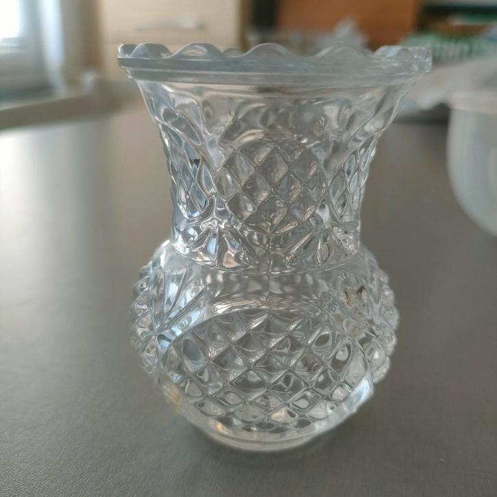 mini vase en cristal fabrication française, Antiquités & Art, Antiquités | Verre & Cristal, Enlèvement