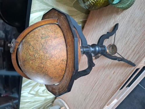 Wereldbol Antiek...jaren 1950, Antiek en Kunst, Antiek | Verlichting, Ophalen