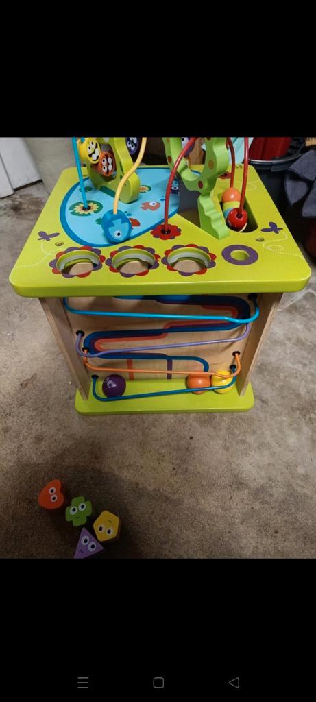 Cube activités, Enfants & Bébés, Jouets | Tables de jeux, Utilisé, Enlèvement