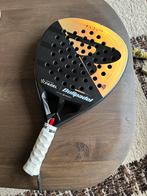 Bullpadel Hack 04 Paquito Navarro, Sport en Fitness, Padel, Ophalen, Zo goed als nieuw