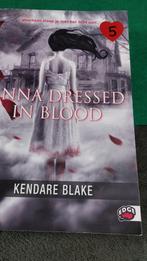 Kendare Blake - Anna dressed in blood, Ophalen, Zo goed als nieuw, Kendare Blake