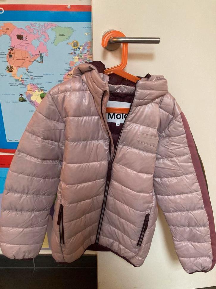 Molo nieuwe winter/seizoensvest maat 12 jaar, Kinderen en Baby's, Kinderkleding | Maat 152, Nieuw, Meisje, Jas, Ophalen of Verzenden
