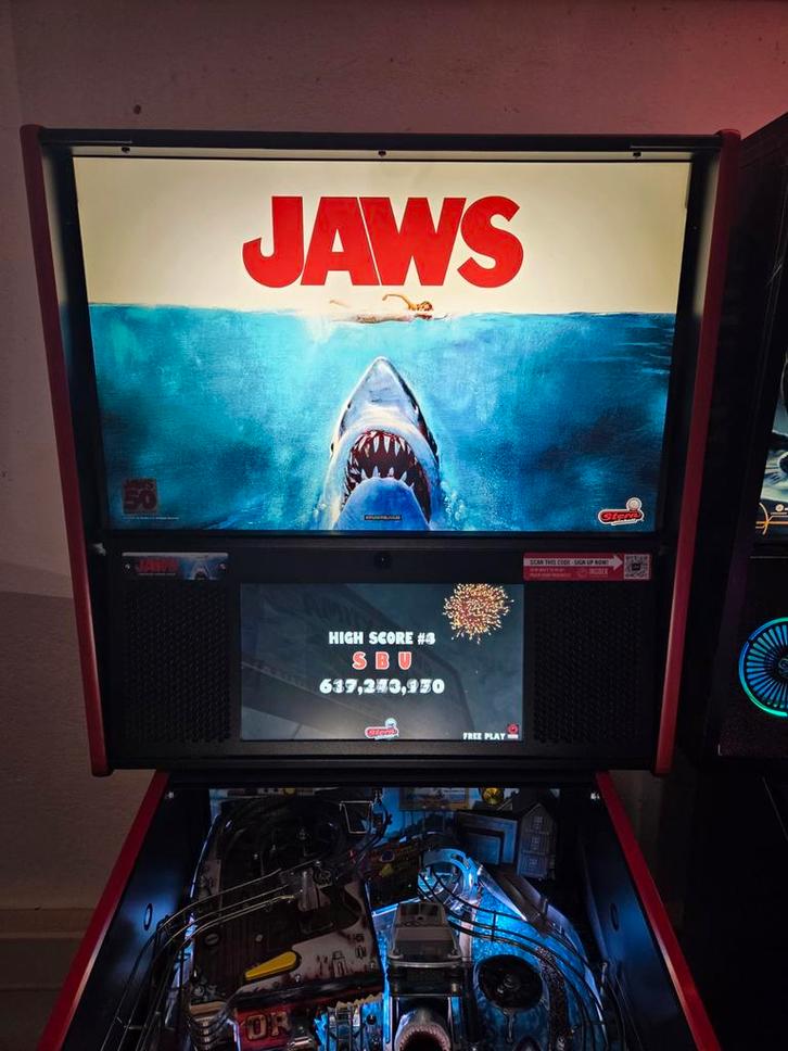 50e anniversaire de HUO JAWS, Collections, Machines | Flipper (jeu), Comme neuf, Autres types, Stern, Enlèvement