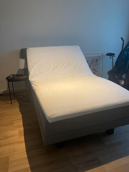 Boxspring bed, Huis en Inrichting, Slaapkamer | Boxsprings, Zo goed als nieuw, Ophalen