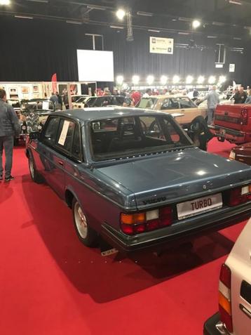 Volvo 240 Turbo in prachtige staat slechts 178.000km  beschikbaar voor biedingen