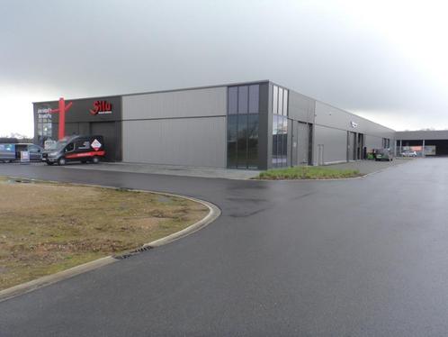 Te huur aangeboden Maaseik, net bedrijfgebouw, zichtlocatie., Zakelijke goederen, Bedrijfs Onroerend goed, Bedrijfsruimte, Huur
