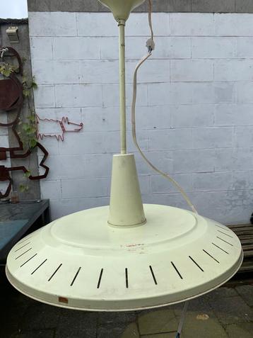 Vintage ufo hanglamp van Haute 