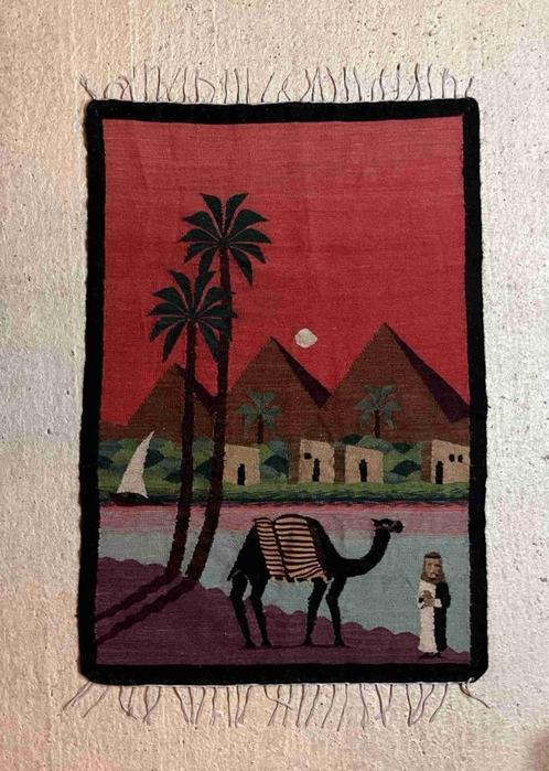 Wollen geweven kleed Egypte piramide dhow kameel 134/93, Verzamelen, Retro, Huis en Inrichting, Ophalen of Verzenden