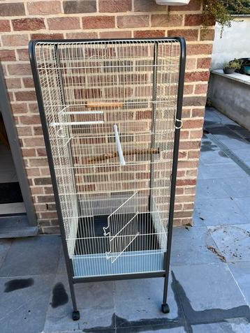 Cage / volière canaris ou … beschikbaar voor biedingen