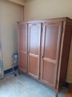 Houten kleerkast 3-deurs, Huis en Inrichting, Kasten | Kleerkasten, Ophalen, 150 tot 200 cm, Eikenhout, Zo goed als nieuw