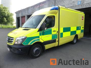 REF:1-SUT-671 - Mercedes-Benz Ambulance (2017-268.678 km) beschikbaar voor biedingen