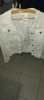 Te koop .nog nieuw wit jeans jasje, Kleding | Dames, Jasjes, Kostuums en Pakken, Ophalen, Zo goed als nieuw, Wit, Jasje