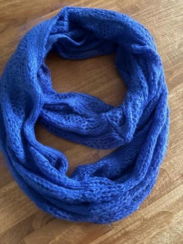 Sjaal in 1 stuk beschikbaar voor biedingen