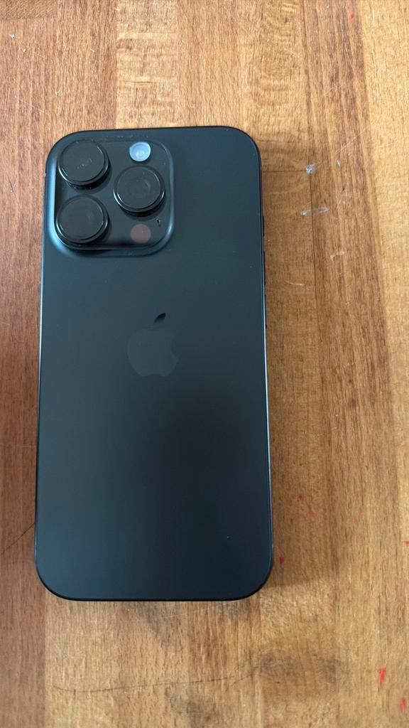 Iphone16 pro zwart titanium 256 gb, onberispelijk!, Telecommunicatie, Mobiele telefoons | Apple iPhone, Zo goed als nieuw, 256 GB
